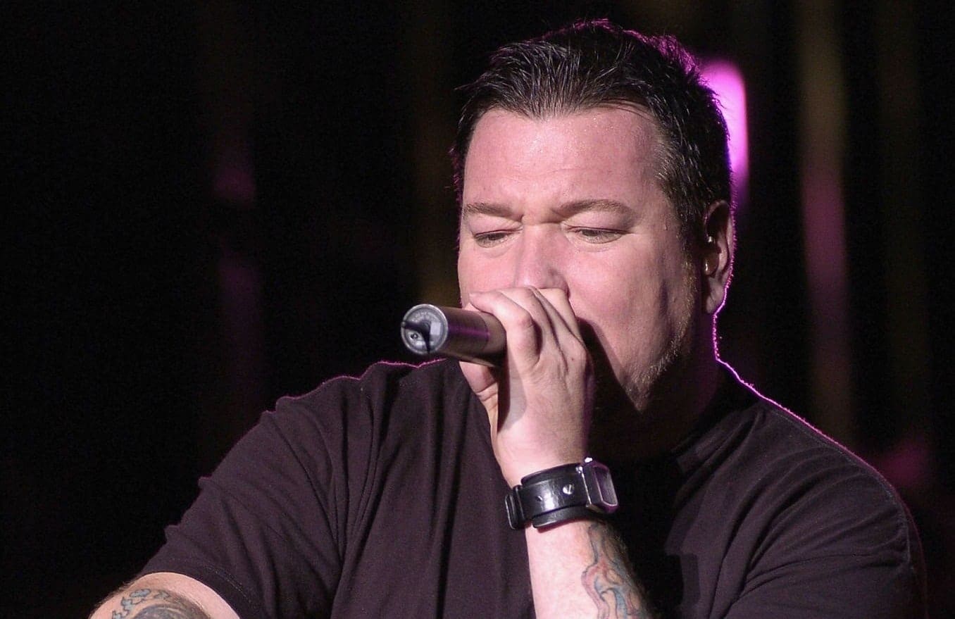 Steve Harwell, chanteur de Smash Mouth, est décédé